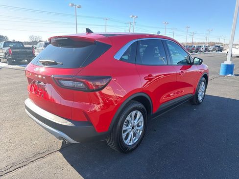 Used 2024 Ford Escape Active w/ Cold Weather Package image 5