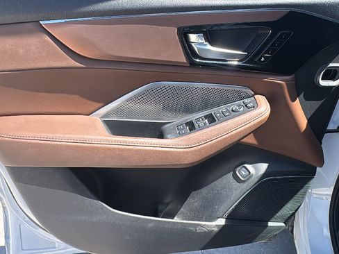 Used 2022 Acura MDX FWD w/ Technology Package image 12