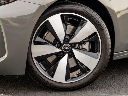 Used 2025 Audi A5 2.0T Premium Plus w/ Premium Plus image 11