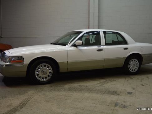 Used 2003 Mercury Grand Marquis GS RWD image 5