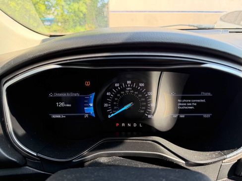 Used 2020 Ford Fusion SEL FWD image 18