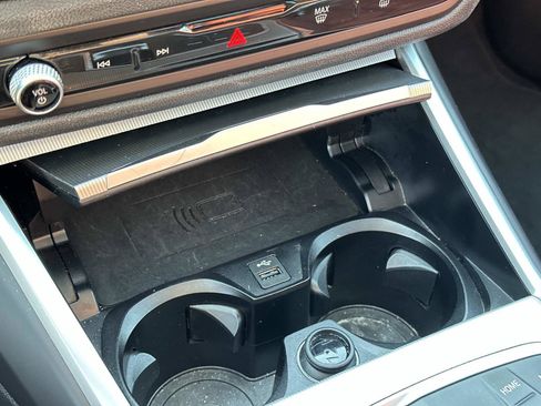 Used 2023 BMW i4 eDrive35 w/ Premium Package RWD image 14