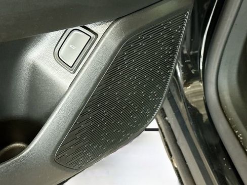 New 2026 Chevrolet Equinox LT w/ Convenience Package II image 20