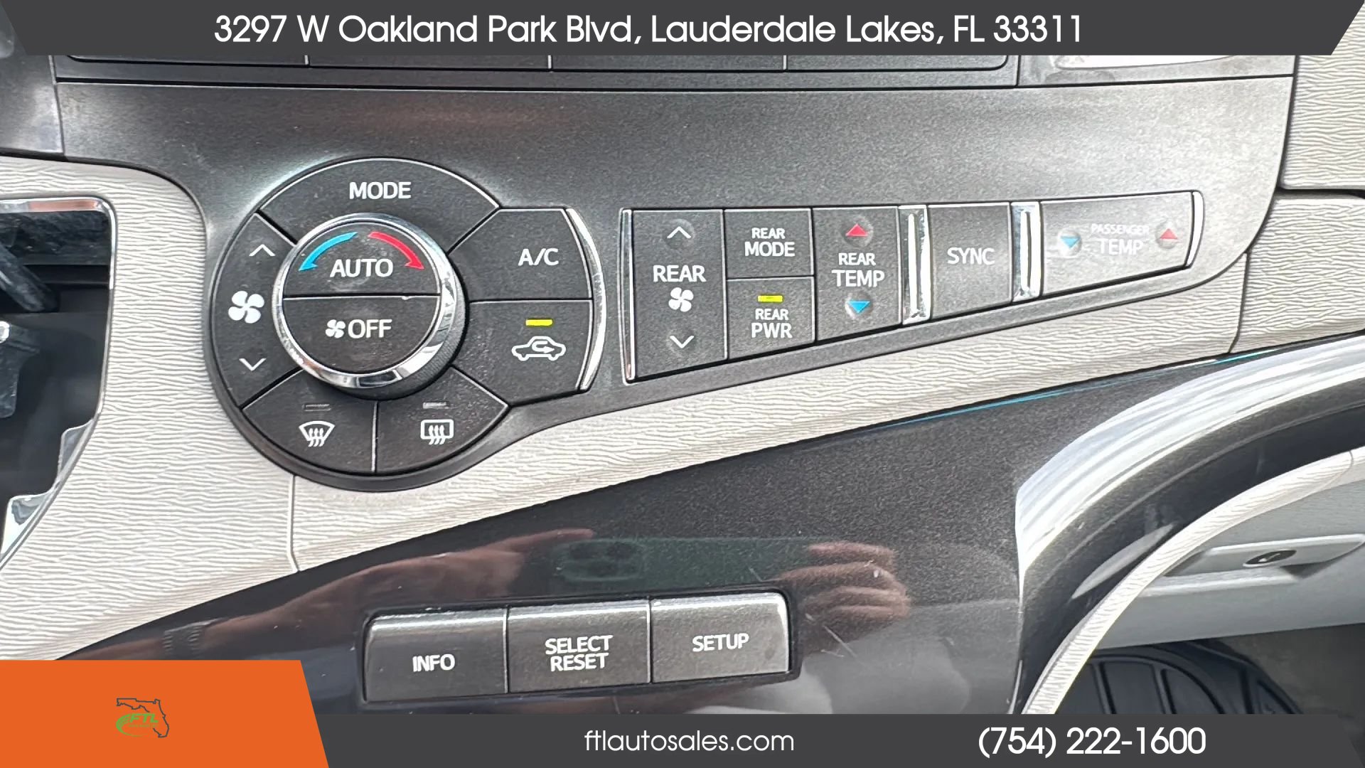 Used 2013 Toyota Sienna LE FWD image 50