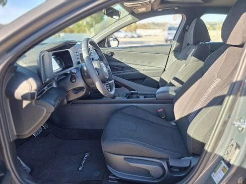 New 2026 Hyundai Elantra SEL Sport Premium FWD image 11