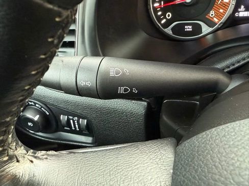 Used 2021 Jeep Renegade Limited w/ Sun & Sound Group image 44