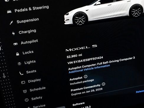Used 2023 Tesla Model S AWD/4WD image 27