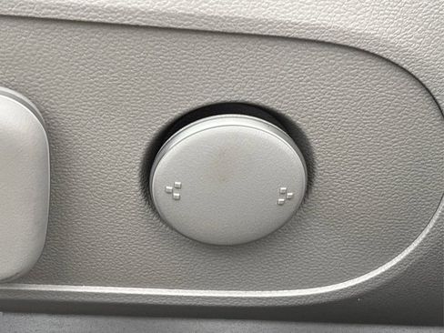 New 2025 Hyundai Ioniq 6 SEL image 16