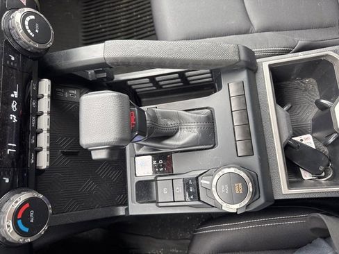 Used 2024 Toyota Tacoma TRD Sport image 11