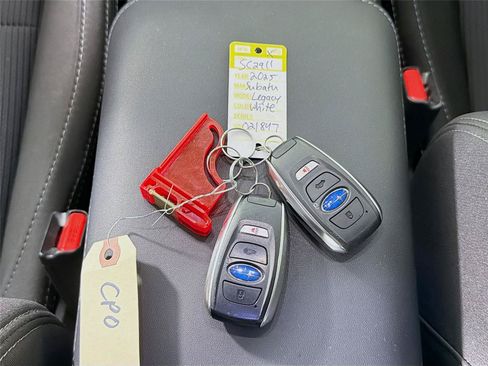 Certified 2025 Subaru Legacy Premium AWD/4WD image 32