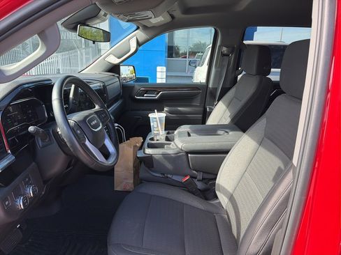 Used 2024 GMC Sierra 1500 Elevation image 11