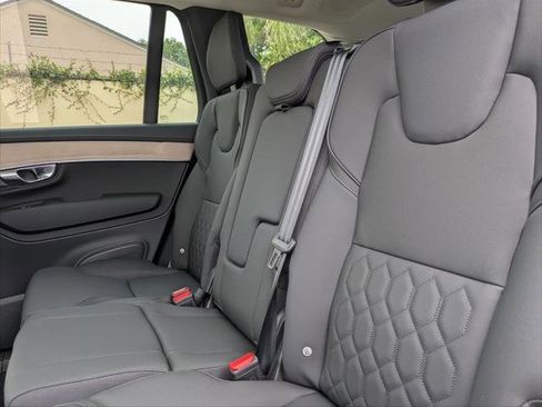New 2026 Volvo XC90 T8 Plus w/ Protection Package AWD/4WD image 12