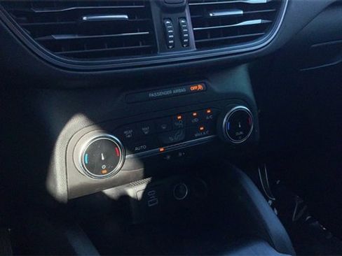 Used 2023 Ford Escape Active image 22