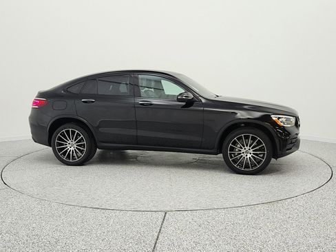 Used 2022 Mercedes-Benz GLC 300 4MATIC Coupe image 4