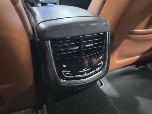 Used 2015 Cadillac CTS Premium image 31