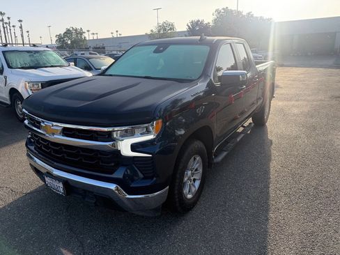 Used 2022 Chevrolet Silverado 1500 LT w/ Protection Package RWD image 1