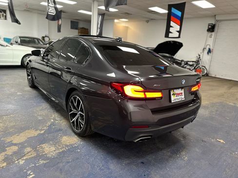 Used 2022 BMW 540i xDrive w/ M Sport Package AWD/4WD image 9