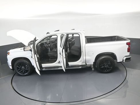 Used 2022 Chevrolet Silverado 1500 Custom w/ LPO, Blackout Package image 56