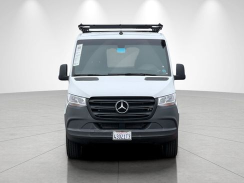 Used 2023 Mercedes-Benz Sprinter 1500 image 8