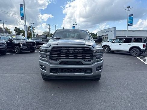 Used 2025 RAM 2500 Big Horn AWD/4WD image 2