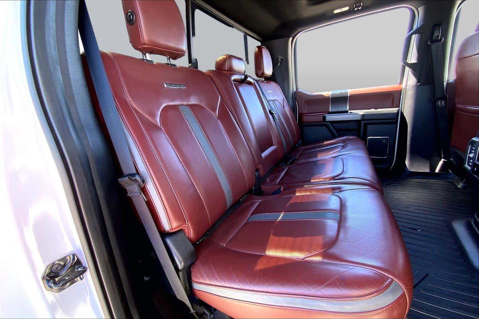 Used 2018 Ford F250 Platinum w/ Platinum Ultimate Package AWD/4WD image 19