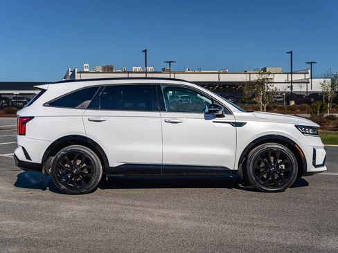 Used 2021 Kia Sorento SX image 8