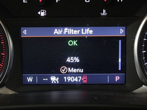 Used 2024 Chevrolet Blazer LT w/ Convenience Package FWD image 32