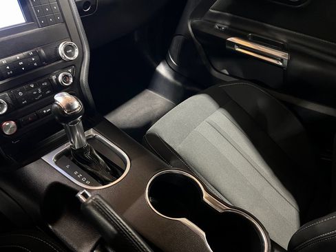 Used 2019 Ford Mustang GT image 30