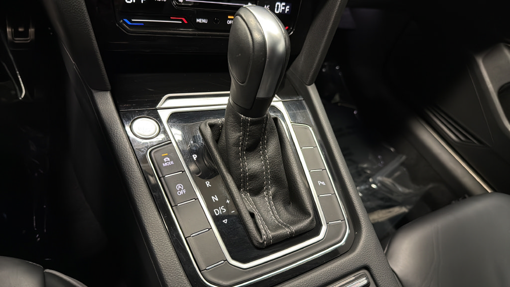 Used 2023 Volkswagen Arteon SEL AWD/4WD image 19