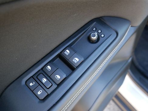 New 2026 Jeep Cherokee Laredo AWD/4WD image 12