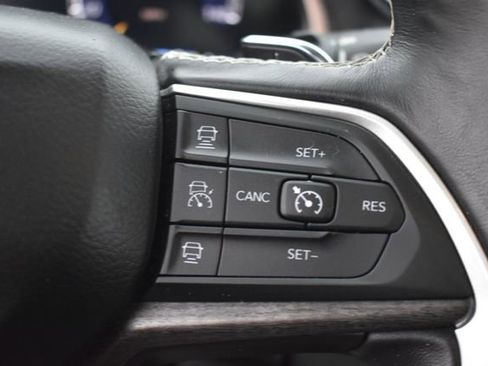 Used 2021 Jeep Grand Cherokee L Limited image 32