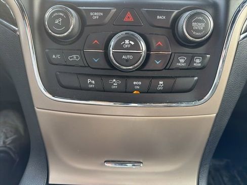 Used 2014 Jeep Grand Cherokee Overland w/ Advanced Technology Group image 34