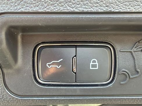 Used 2023 Ford Explorer ST w/ Equipment Group 401A image 17