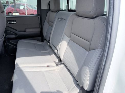 Certified 2022 Nissan Frontier SV AWD/4WD image 20