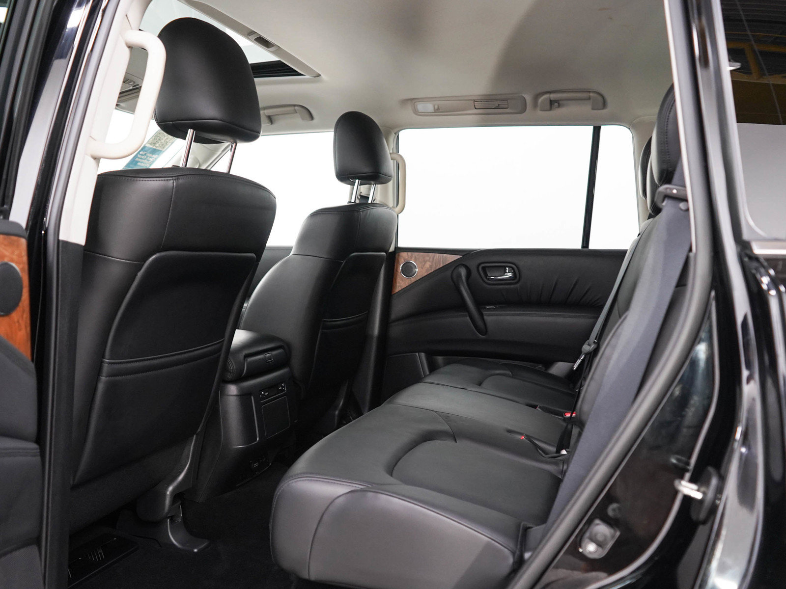 Used 2022 Nissan Armada SL AWD/4WD image 18