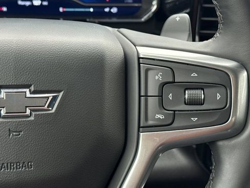 Used 2024 Chevrolet Silverado 1500 LT Trail Boss w/ LT Trail Boss Premium Package AWD/4WD image 29