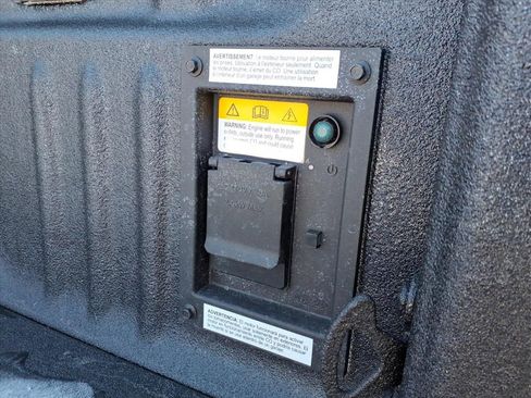 New 2026 Ford F350 Platinum w/ FX4 Off-Road Package image 9