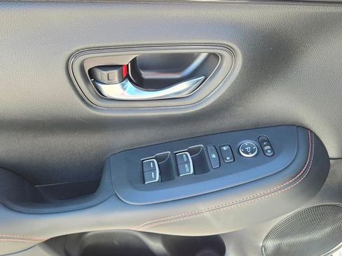 Certified 2023 Honda HR-V Sport image 24