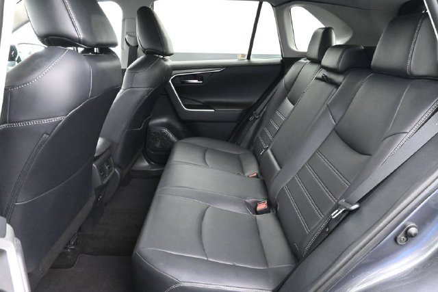Used 2019 Toyota RAV4 Limited FWD image 26