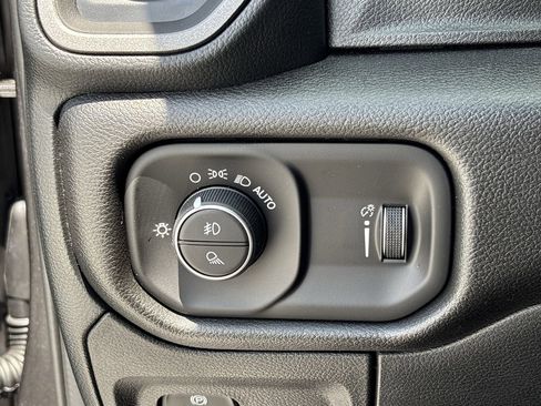 New 2026 RAM 1500 Express RWD image 21