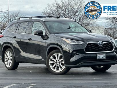 Used 2022 Toyota Highlander Limited