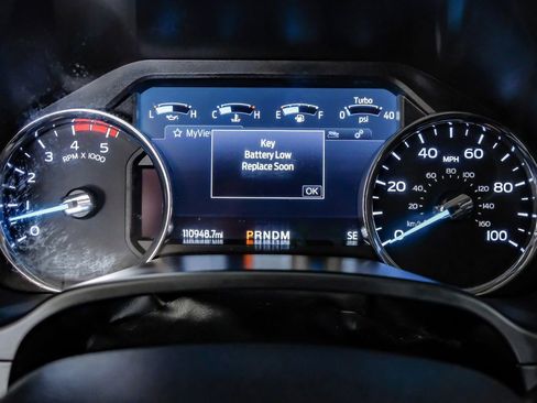 Used 2021 Ford F250 Lariat w/ Lariat Ultimate Package image 18