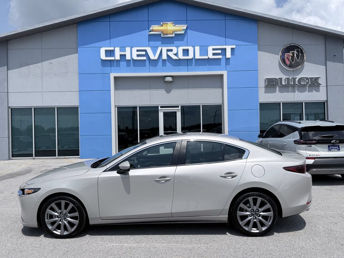 Used 2024 MAZDA MAZDA3 s FWD image 3