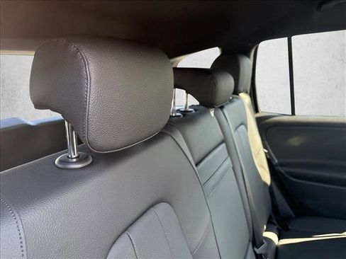 Certified 2025 Mercedes-Benz GLB 250 image 22