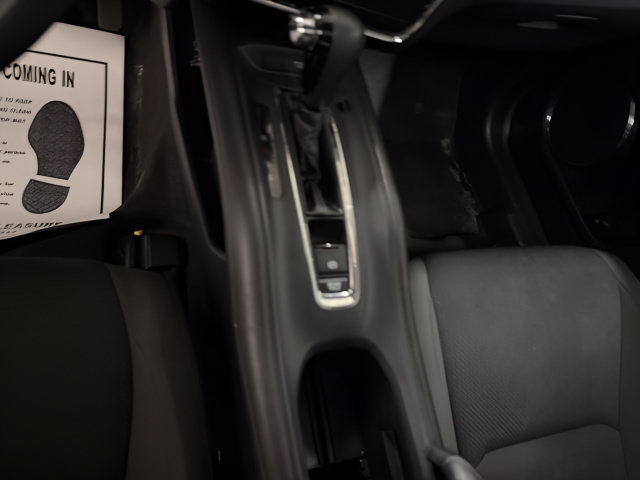 Used 2022 Honda HR-V EX image 17