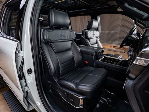 Used 2026 Ford F250 Platinum image 32