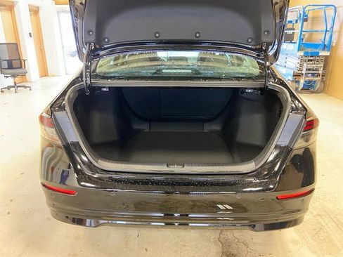 New 2025 Honda Accord EX-L image 17