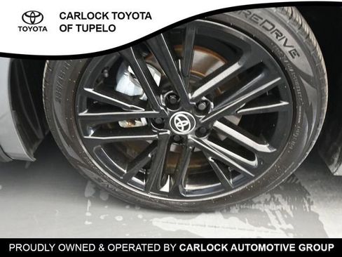 Used 2025 Toyota Camry SE image 30