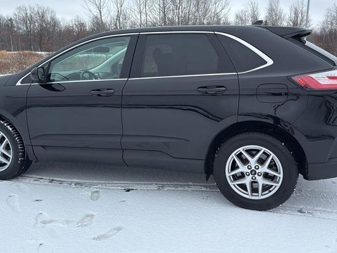 Used 2023 Ford Edge SEL image 11