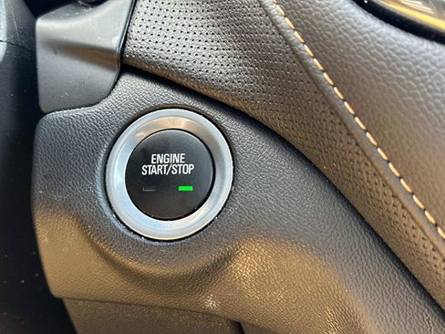 Certified 2023 Chevrolet Equinox Premier image 29